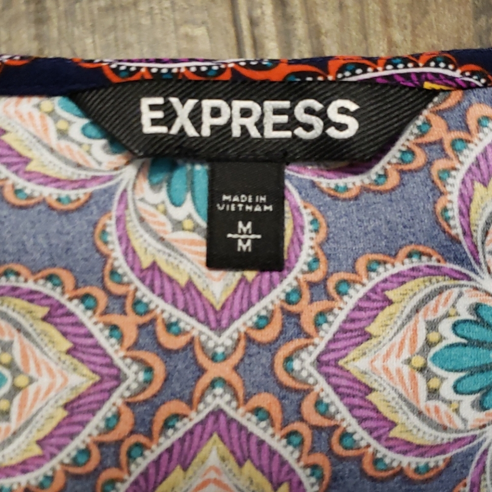 Express Shirt - Picture 3 of 7